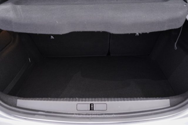 PEUGEOT 208 usata, con Sensore di pioggia