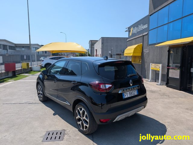 RENAULT Captur usata, con Fari LED