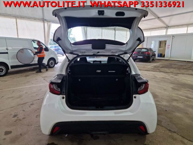 TOYOTA Yaris usata, con Cruise Control