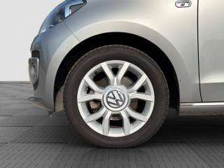 VOLKSWAGEN up! usata 15