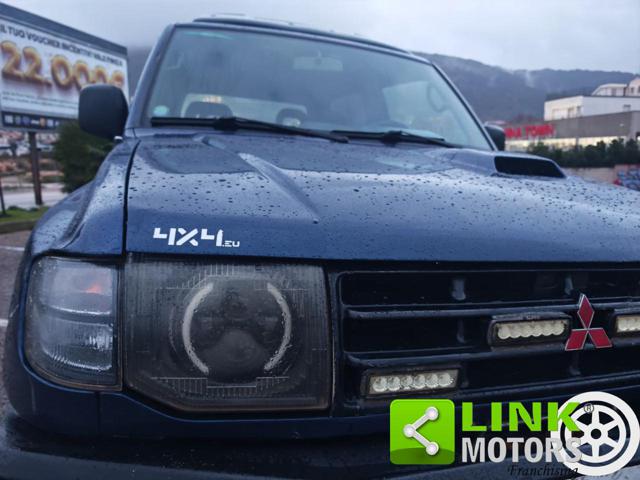 MITSUBISHI Pajero usata, con Specchietti laterali elettrici