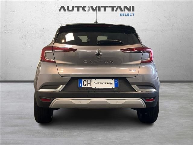 RENAULT Captur usata 2