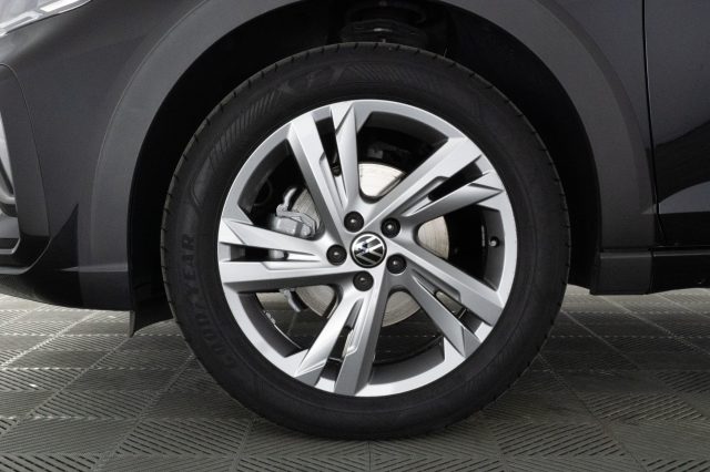 VOLKSWAGEN Taigo usata 15