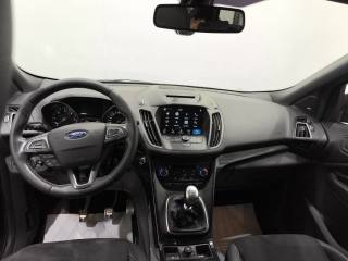 FORD Kuga usata, con Bracciolo