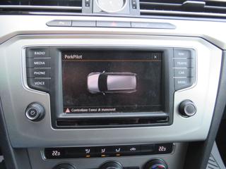 VOLKSWAGEN Passat Variant usata, con ESP