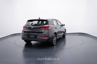 HYUNDAI i30 usata, con Autoradio