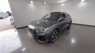 AUDI Q3 SPB 35 TDI S tronic Identity Black + Tetto