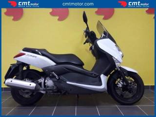 YAMAHA X-Max 250