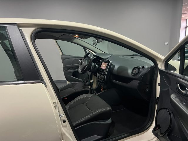 RENAULT Clio usata, con Chiusura centralizzata