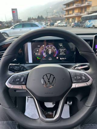 VOLKSWAGEN Tiguan usata, con Volante in pelle