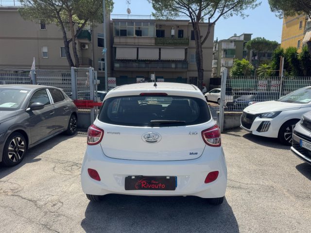 HYUNDAI i10 usata, con Autoradio