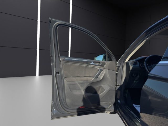 VOLKSWAGEN Tiguan usata, con Controllo trazione