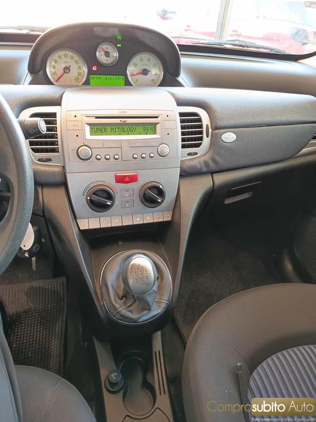 LANCIA Ypsilon usata, con Airbag testa