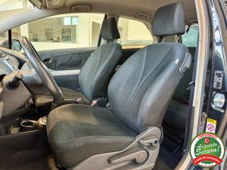 TOYOTA Yaris usata, con Climatizzatore