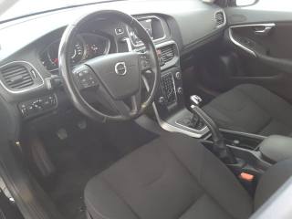 VOLVO V40 usata, con Autoradio