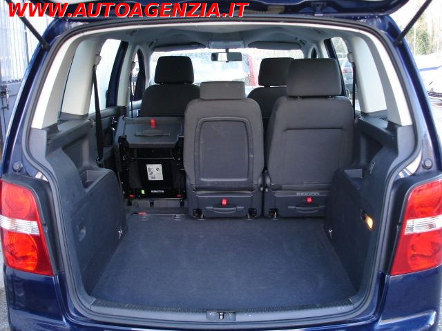 VOLKSWAGEN Touran usata 14