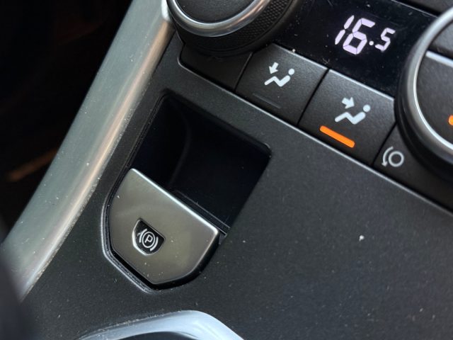 LAND ROVER Range Rover Evoque usata, con Autoradio digitale