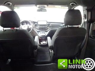 MERCEDES-BENZ V 220 usata, con MP3
