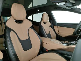 LOTUS Eletre usata, con MP3