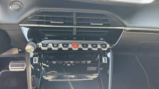 PEUGEOT 2008 usata, con USB