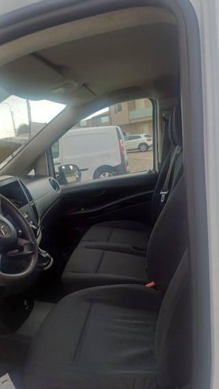 MERCEDES-BENZ Vito usata, con Autoradio