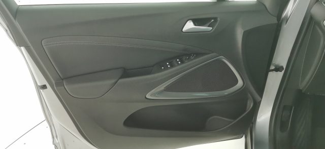 OPEL Crossland usata 48
