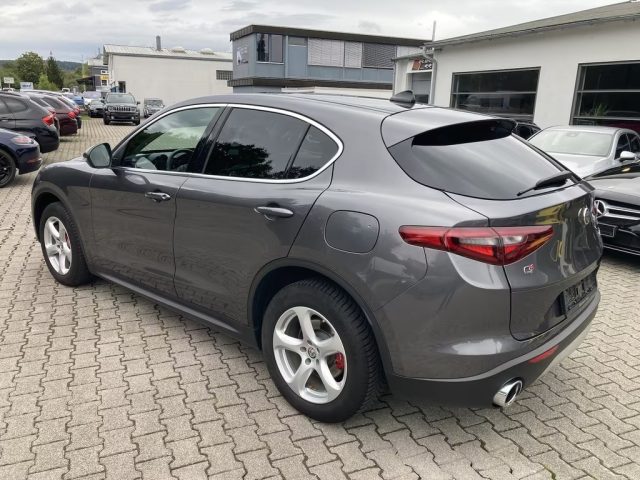 ALFA ROMEO Stelvio usata, con Airbag Passeggero