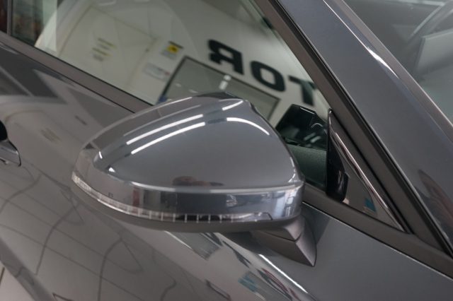 AUDI A4 usata, con Sensori di parcheggio posteriori