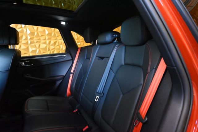 PORSCHE Macan usata 33