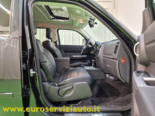 DODGE Nitro usata, con Sensori di parcheggio posteriori