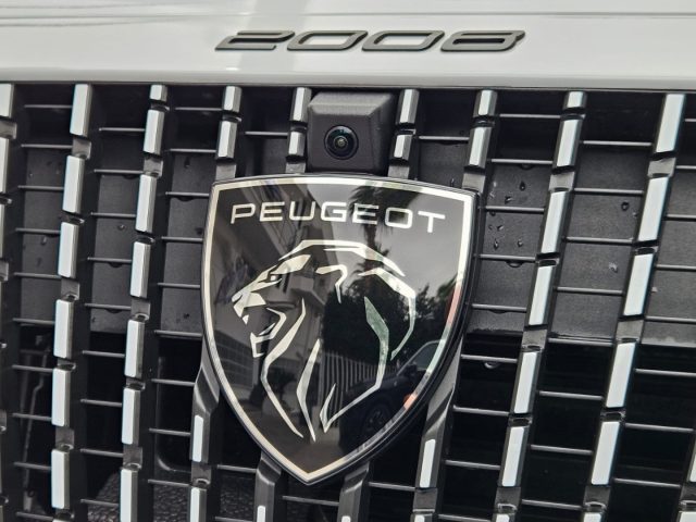 PEUGEOT 2008 usata, con Alzacristalli elettrici