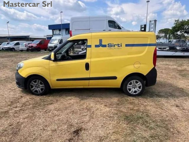 FIAT Doblo usata, con Airbag Passeggero