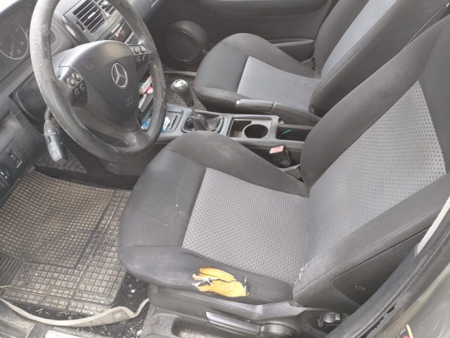MERCEDES-BENZ A 180 usata, con Chiusura centralizzata