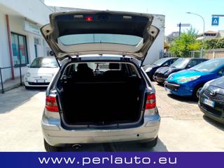 MERCEDES-BENZ B 180 usata, con Controllo trazione