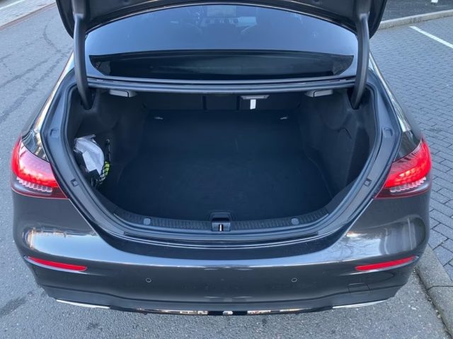 MERCEDES-BENZ E 220 usata, con Tettuccio apribile