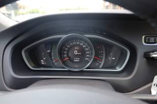 VOLVO V40 usata, con Autoradio