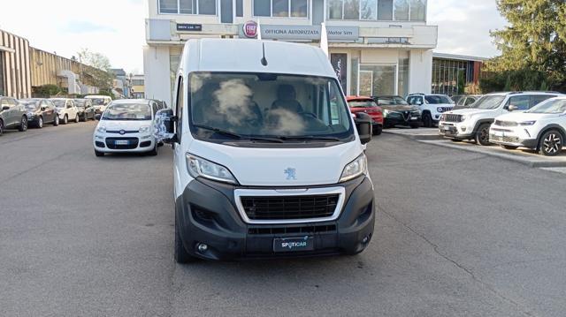 PEUGEOT Boxer usata, con Airbag