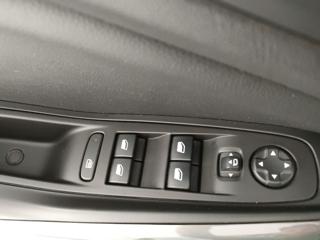 OPEL Grandland X usata, con Servosterzo