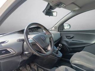 LANCIA Ypsilon usata, con Autoradio