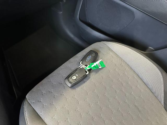 FORD Tourneo Courier usata, con Sedile posteriore sdoppiato