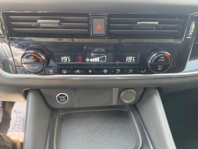 NISSAN Qashqai usata, con Controllo automatico clima