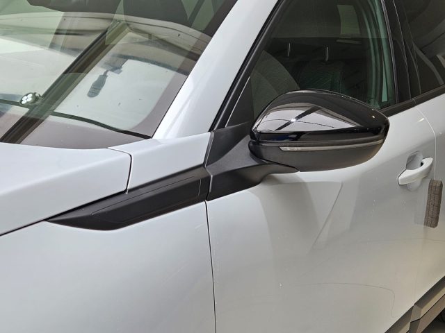 PEUGEOT 2008 usata, con Controllo automatico clima