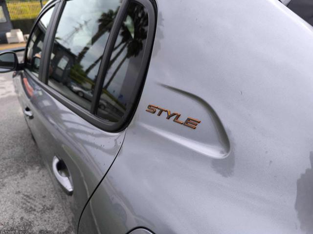 PEUGEOT 208 usata, con Airbag testa