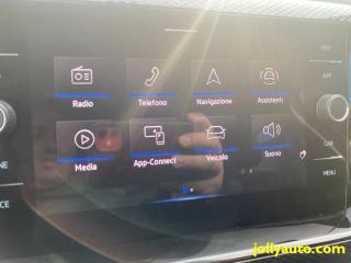 VOLKSWAGEN Taigo usata, con Fari LED