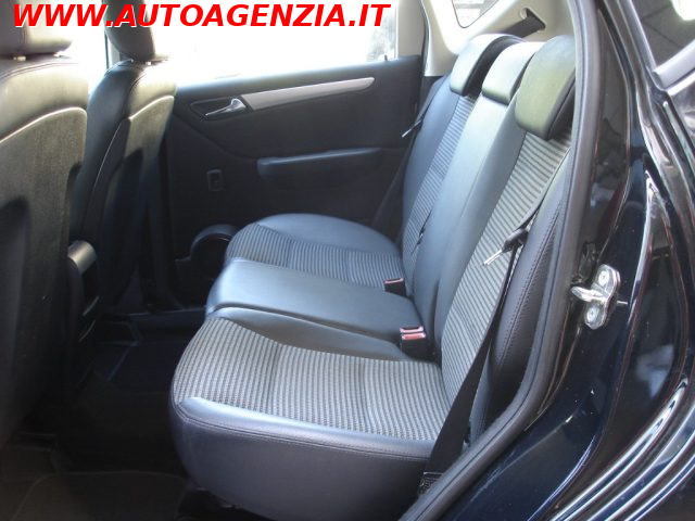 MERCEDES-BENZ A 180 usata 9