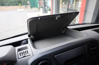 RENAULT Master usata, con Luci diurne
