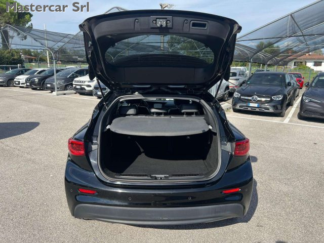 INFINITI Q30 usata 14