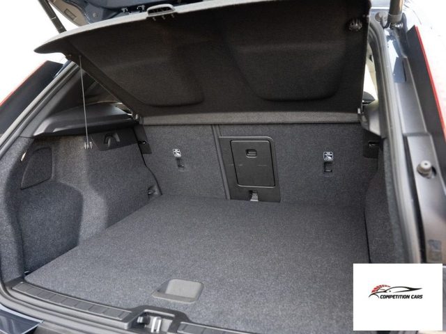 VOLVO XC40 usata, con Specchietti laterali elettrici