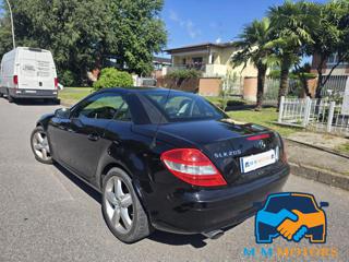 MERCEDES-BENZ SLK 200 usata, con Chiusura centralizzata