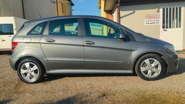 MERCEDES-BENZ B 180 usata, con Airbag
